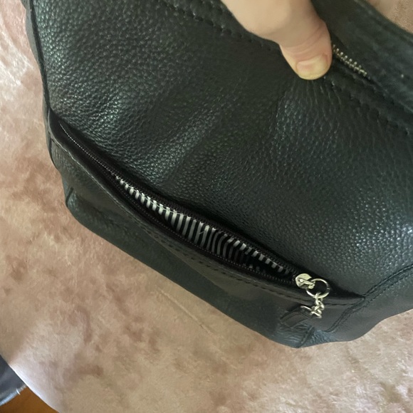 Danier Black Leather Purse - Shoulder Bag - Picture 2 of 10